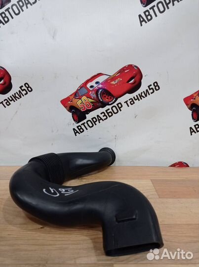 Патрубок воздушного фильтра Skoda Fabia 2 (5J) 5J