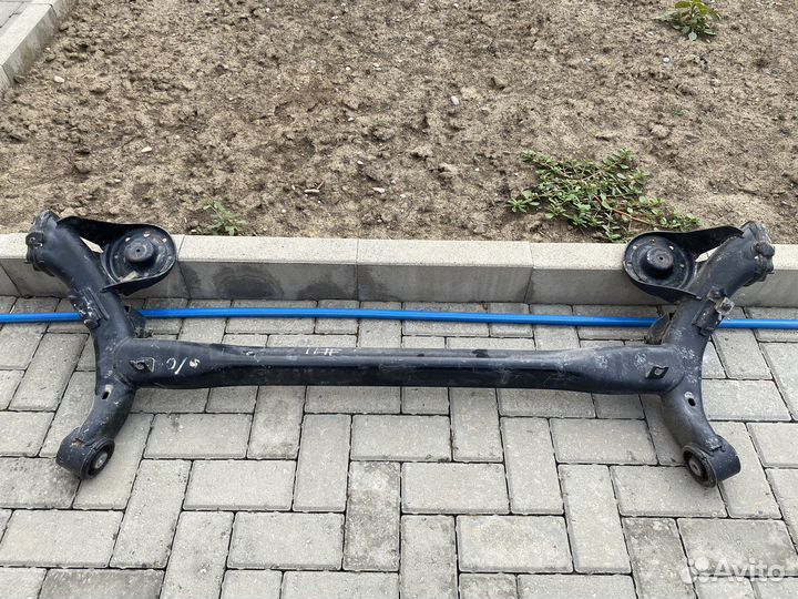 Задняя балка на hyundai solaris 2017