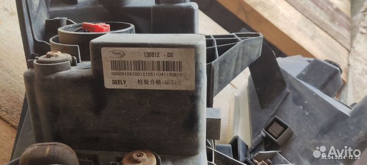 Продам фары на джили emgrand ec 7