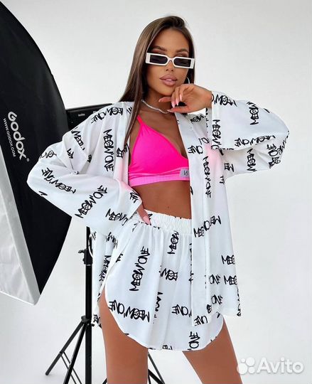 Костюм женский