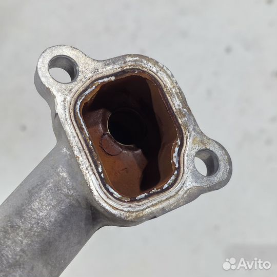 Фланец охлаждения Lexus LX470 2 поколение (J100), 1998 - 2007