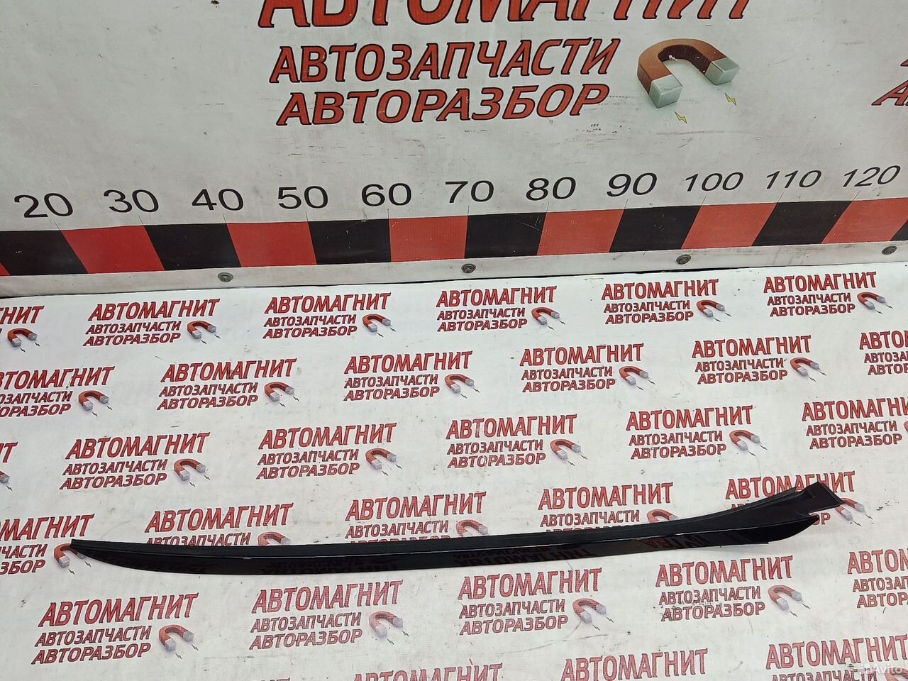 Накладка лобового стекла правая Санта Фе 4 TM