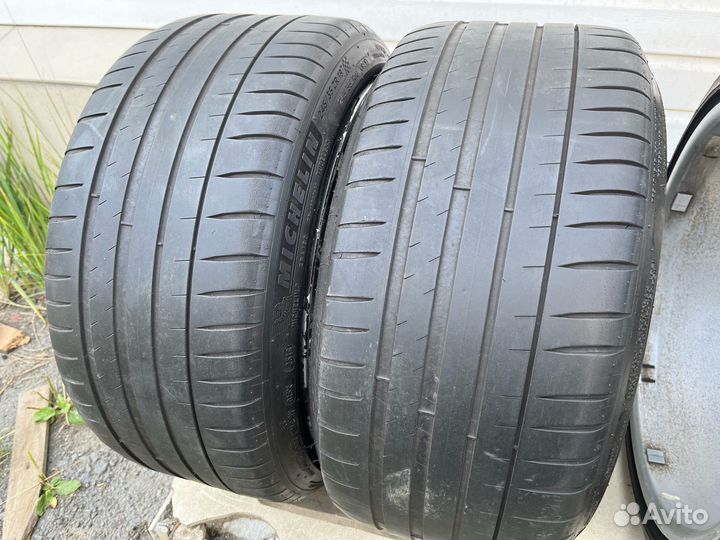 Michelin Pilot Sport 4 245/35 R18
