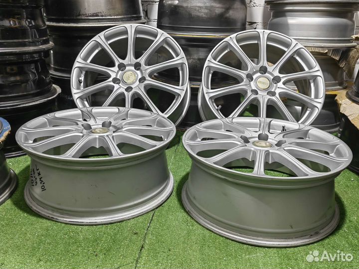 Bridgestone Vaggio R-18 (5x114,3; Et42; 7j)