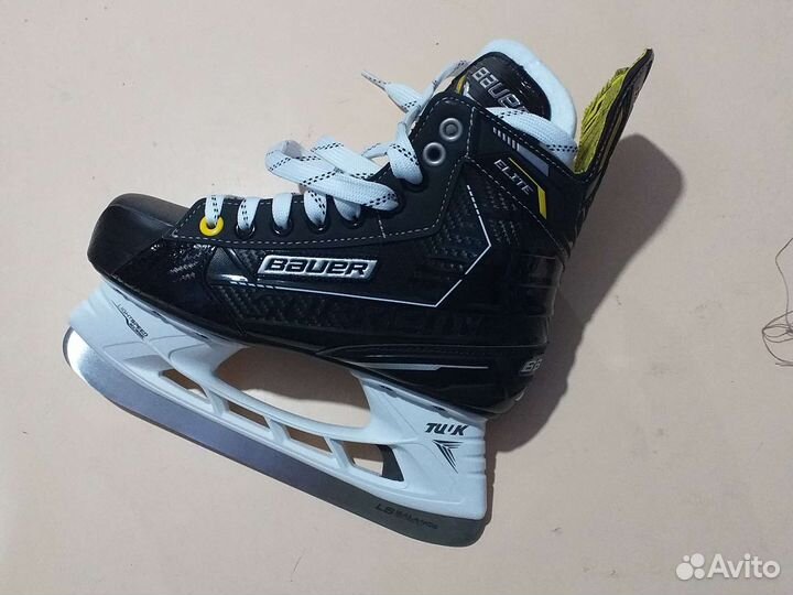 Коньки хокк. Bauer elite jr3.5 EE