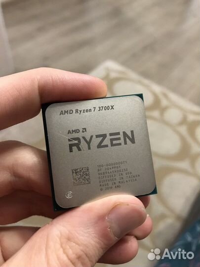 Процессор AMD Ryzen 7 3700X