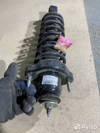 Задняя стойка амортизатора Mitsubishi lancer 10