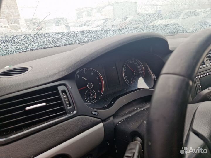 В разборе Volkswagen Jetta 6