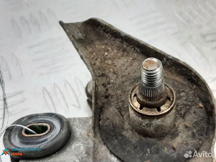 Механизм стеклоочистителя (трапеция дворников)