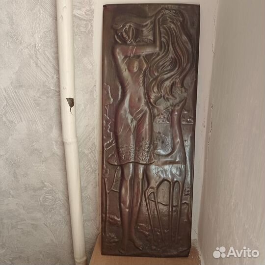 Чеканка девушка СССР