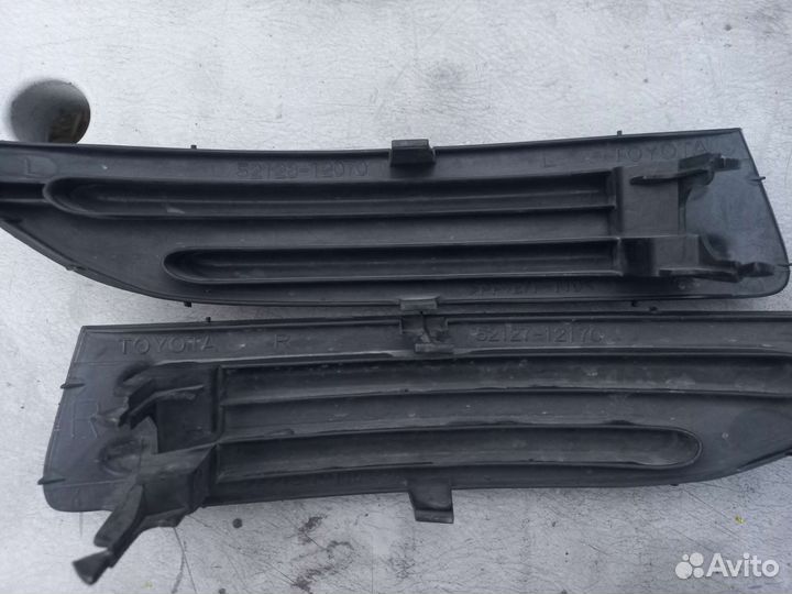 Заглушка в бампер Toyota