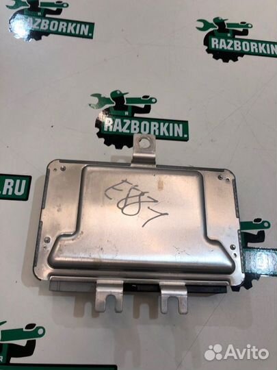 Блок управления пневмоподвеской Land Rover Range