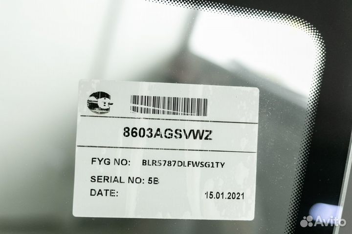 Лобовое стекло на автомобиль VW polo