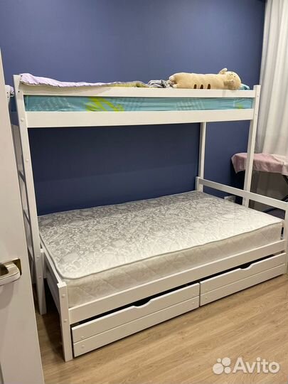 Двухъярусная кровать для детей и взрослых