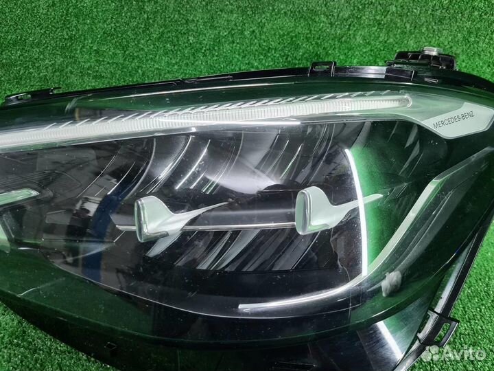 Фара левая Mercedes E W213 (2020-2023) LED