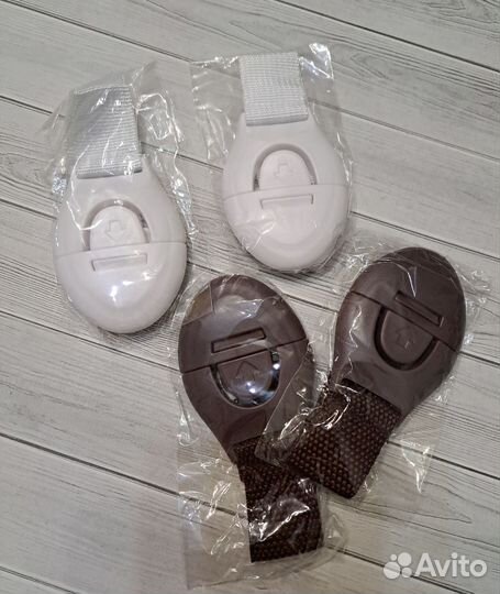 Защита для детей на ящики, розетки, углы