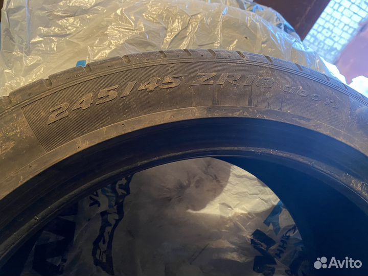 Pirelli P Zero 245/45 R18 100