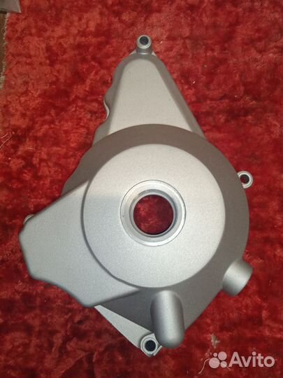 Крышка левого картера