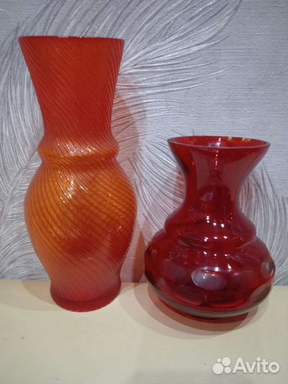 Вазы красное стекло