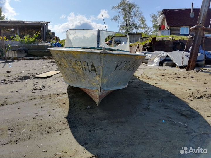 Мото лодка прогресс