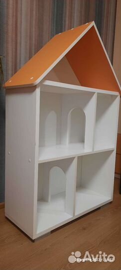 Кукольный домик с мебелью