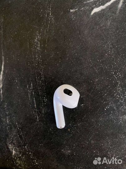 Беспроводные наушники apple airpods