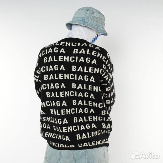 Свитер Balenciaga