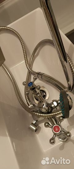 Смеситель для ванны