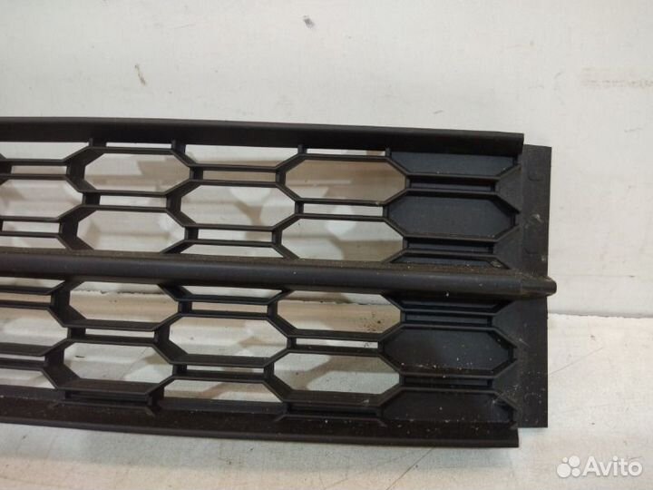 Решетка бампера передняя Skoda Octavia A7