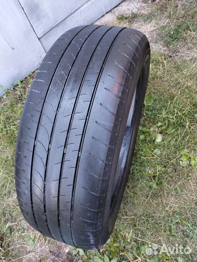 Bridgestone Dueler H/L 33A 235/55 R20