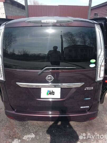 Nissan Serena 2.0 CVT, 2016, 177 120 км