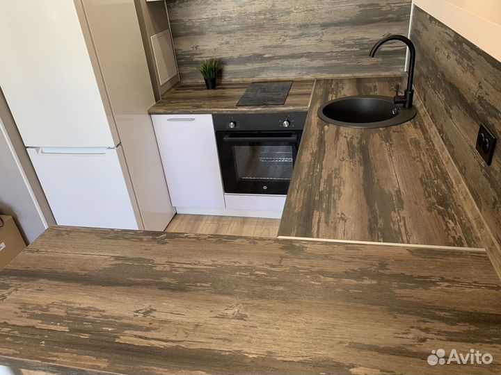 Кухня в студию с барной стойкой ксп:42849