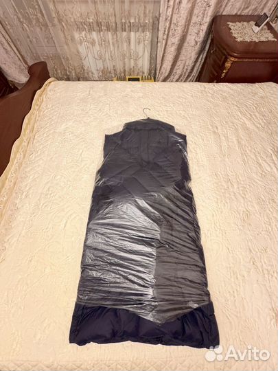 Пуховик оригинал Trussardi