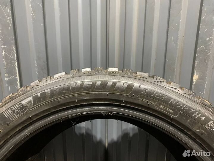 Michelin X-Ice North 4 235/45 R18 98T