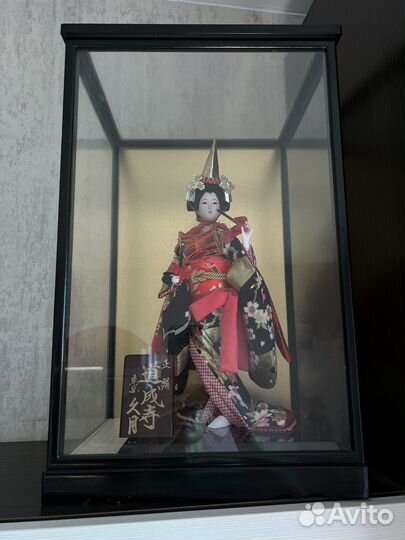 Кукла колекционная