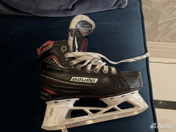 Вратарские коньки bauer x900