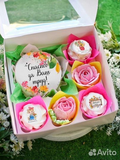 Бенто-торт на день учителя, сладкие наборы