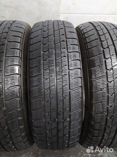 Goodyear UltraGrip Ice Navi Zea 205/60 R16 98W