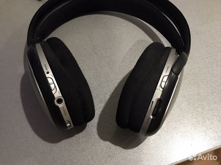 Беспроводные наушники