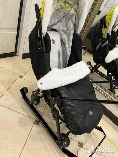 Санки коляска с колесами