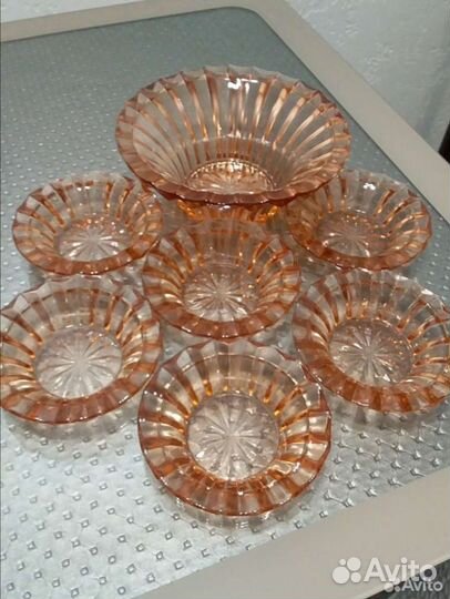 Посуда из цветного стекла СССР