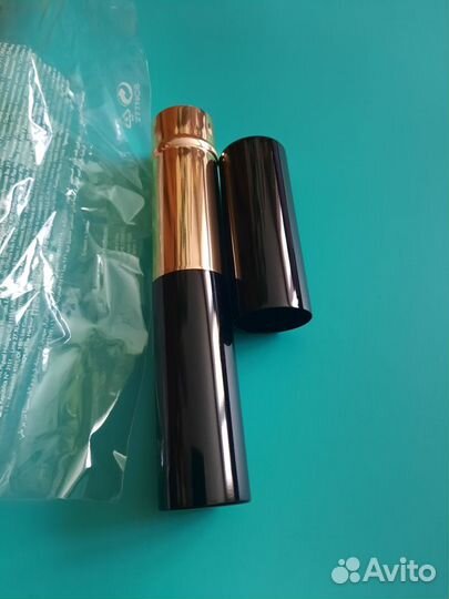 Кисть для пудры и румян выдвижная Джордани Голд