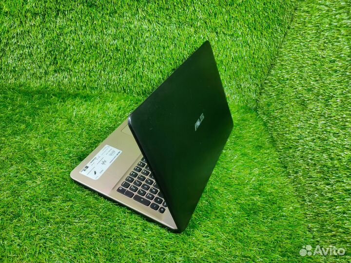 Asus отл состояние для студентов и в офис.Гарантия