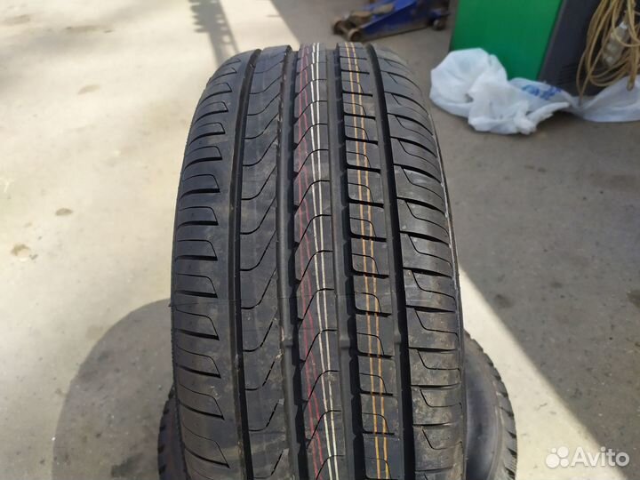 Pirelli Cinturato P7 215/55 R16 97W