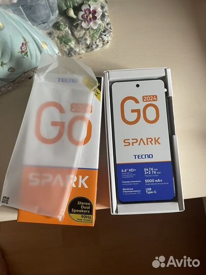 TECNO Spark Go 2024, 4/64 ГБ