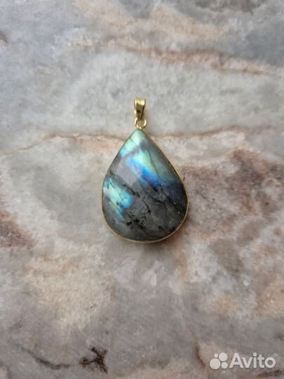 Кулоны с лабрадоритом