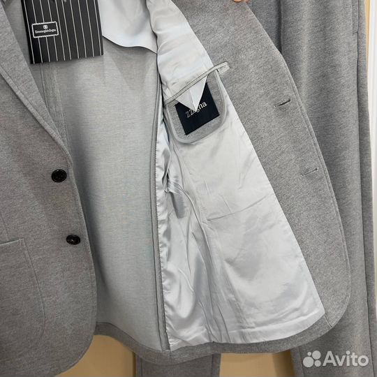 Мужской костюм zegna