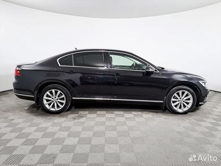 Volkswagen Passat 1.8 AMT, 2018, 220 000 км