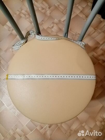 Чехол подушка на табурет, цвет и рисунок разный