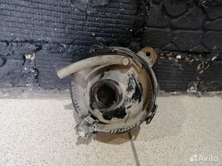 Фара противотуманная передняя левая Лада Гранта